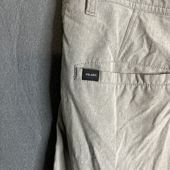Pelagic Shorts Mens 30 Gray Deep Sea Hybrid Performance Fishing Lightweight Flex - Picture 8 of 11